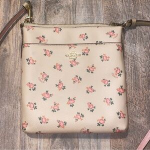 Authentic Coach Crossbody – Floral Bloom Print 🌸